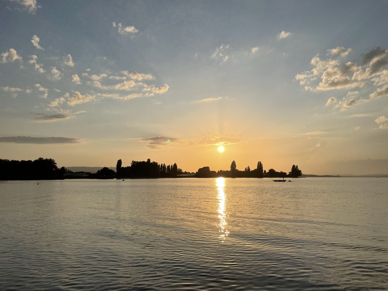 島全体が世界遺産なのになぜか観光地化されていないライヒェナウ島を存分に楽しむ（黒い森旅行⑤） Arisa in Göttingen